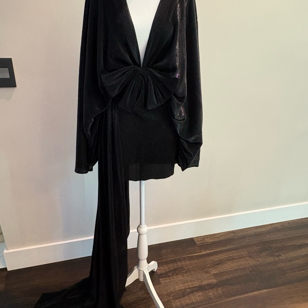 Elegant & Sexy Black Draped Dress V front and back! Brand is Kalmanovich